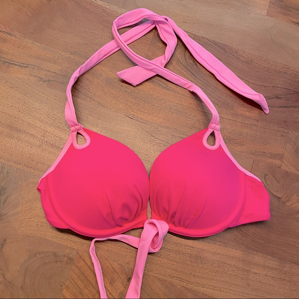Victoria’s Secret swim top 34b
